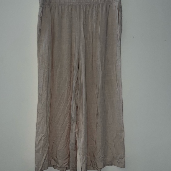 H&M Wide Leg Pants - Picture 2 of 2